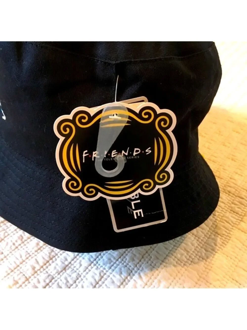 Friends Reversible Bucket Hat | Black & Green
